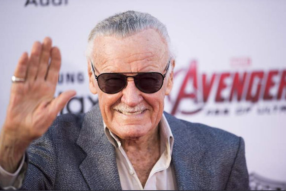 Décès de Stan Lee scénariste et créateur des super-héros américains : Iron Man, Daredevil, Spider-Man, X-Men... (Capture d’écran Tweeter@_Gabord)