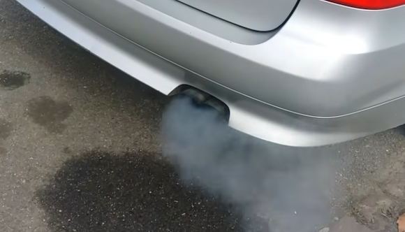 Les véhicules diesel d’avant 2001 interdits dans les prochains mois en proche banlieue Parisienne. (Capture d’écran Bruno JeanBruno YouTube)