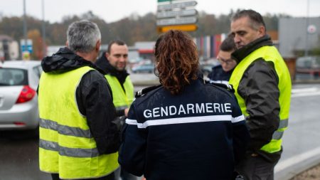 La fille de la manifestante tuée veut porter plainte contre le gouvernement