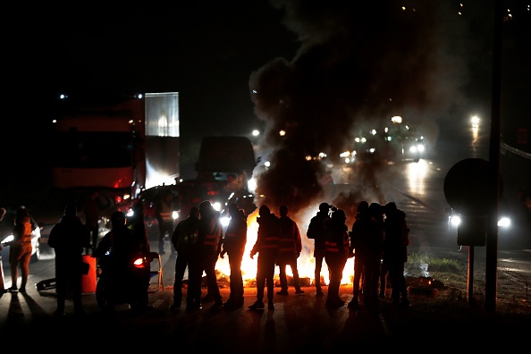 Nouveaux blocages des "gilets jaunes".       (Photo : CHARLY TRIBALLEAU/AFP/Getty Images)