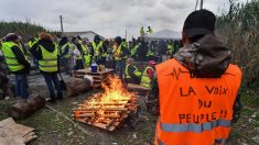 Un « gilet jaune » grièvement blessé par un automobiliste