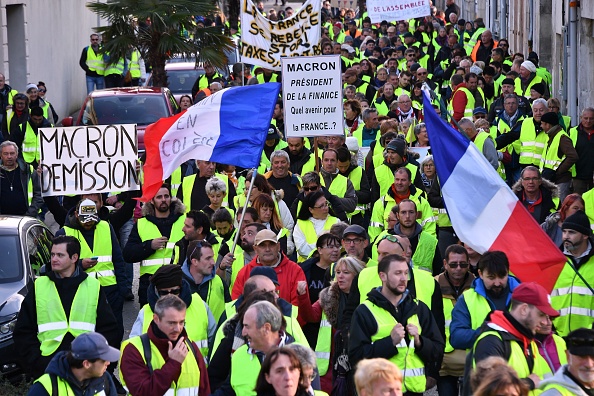 "Gilets jaunes", des manifestations pacifiques  très suivies  dans tout le pays.  (Photo : XAVIER LEOTY/AFP/Getty Images)