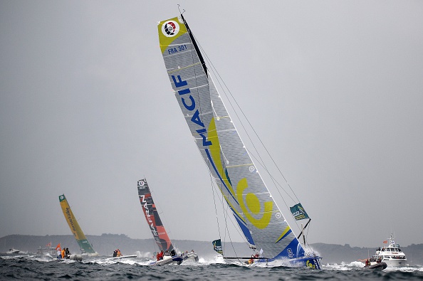 -Le skipper français François Gabart de 'Macif' à 8h45 est en tête de la flotte emmenée par les Ultima. Photo DAMIEN MEYER / AFP / Getty Images.