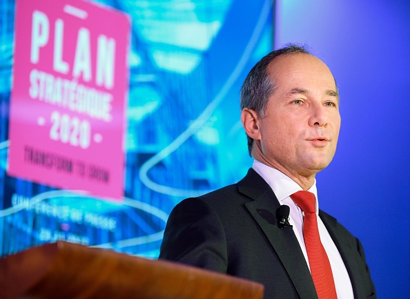 Frédéric Oudea, PDG du groupe bancaire français, présente le plan stratégique et financier 2020 du groupe "Transformer pour se développer" à Fontenay-sous-Bois, près de Paris, le 28 novembre 2017. (Photo : ERIC PIERMONT/AFP/Getty Images)