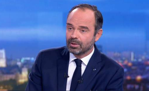 Édouard Philippe prêt à recevoir les "gilets jaunes". (Capture d’écran Twitter@Votre_Père)