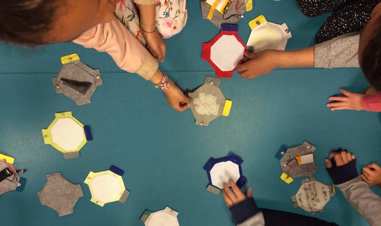 Scénario « Chantier des sensations » pour des élèves de maternelle, développé avec la designer e-textile, Claire Eliot au Motion Lab, CRI Paris. (Marion Voillot/Claire Eliot, Author provided)