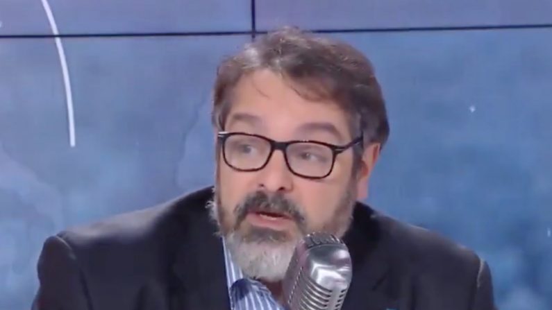 Selon Charles Prats, plusieurs milliards d’euros sont détournés chaque année à travers le versement de prestations sociales indues liées à des numéros de sécurité sociale frauduleux. Crédit : capture d’écran Twitter RMC.