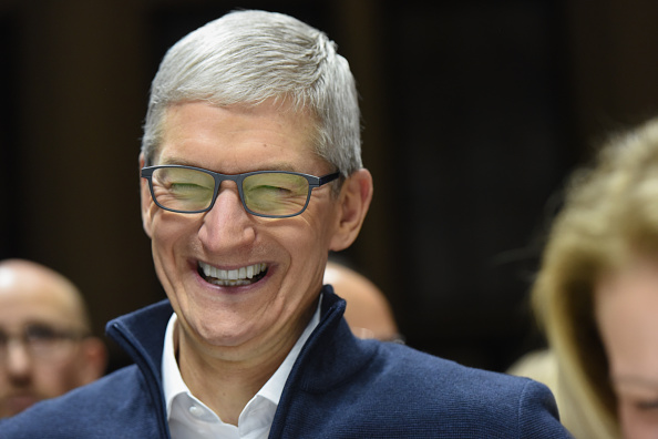 "Apple est fier d'apporter ces nouveaux investissements, ces emplois et ces opportunités (de croissance) pour les villes à travers les Etats-Unis ainsi que de renforcer considérablement son partenariat avec la ville et la population d'Austin", a déclaré le patron Tim Cook.(Photo : Stephanie Keith/Getty Images)