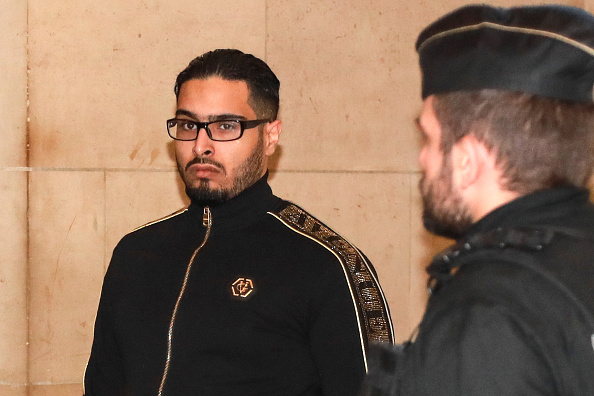 Relaxé en février, Jawad Bendaoud est rejugé depuis le 21 novembre pour avoir logé deux jihadistes des attaques du 13 novembre 2015.    (Photo : JACQUES DEMARTHON/AFP/Getty Images)