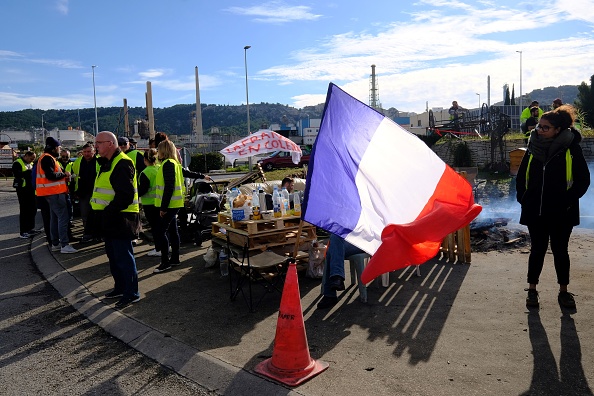 Ambiance "bon enfant" des "gilets jaunes" en France.   (Photo : BORIS HORVAT/AFP/Getty Images)