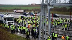 Autoroutes/ »gilets jaunes » : le groupe Vinci renonce à l’argent perdu aux péages