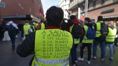 « Gilets jaunes » : touché par un tir de flash-ball, un manifestant toulousain de 28 ans se trouve dans le coma artificiel