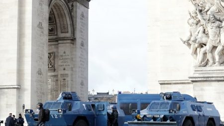 « Gilets jaunes », acte V: l’idée est de « se préparer à la situation qui pourrait être la pire » selon la Préfecture de police