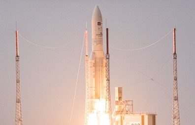 Ariane 5 lancera mardi des satellites pour l’Inde et la Corée du Sud