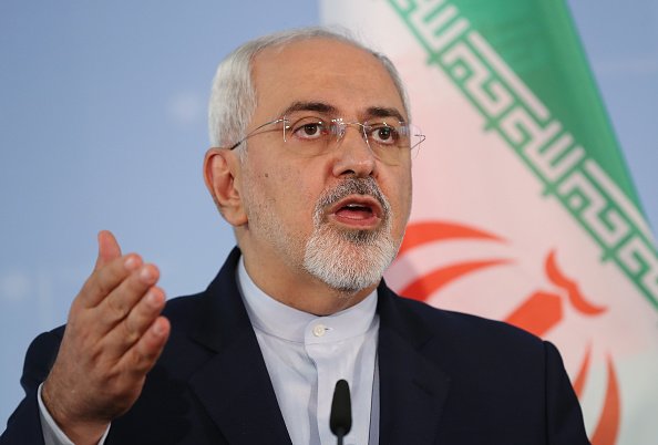 -Le ministre iranien des Affaires étrangères, Mohammad Javad Zarif déplore que les efforts des autorités pour encourager la transparence financière se heurtaient à l'opposition de certains groupes d'intérêts bien établis. Photo de Sean Gallup / Getty Images.