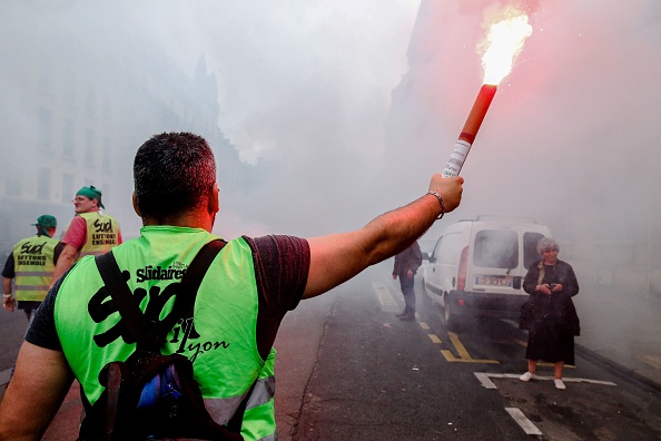 SUD-Rail appelle les cheminots à manifester samedi 8 avec les "gilets jaunes".  (Photo : -/AFP/Getty Images)