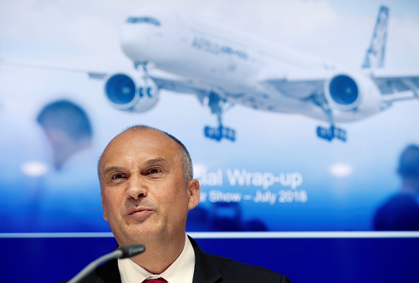 -Eric Schulz, directeur commercial d'Airbus, prend la parole lors d'une conférence de presse au salon aéronautique de Farnborough, au sud-ouest de Londres, le 19 juillet 2018. Photo ADRIAN DENNIS / AFP / Getty Images.