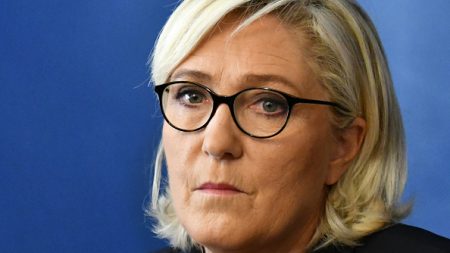 Brexit: Le Pen veut le retour de Londres dans une Europe qui « préserve sa souveraineté »