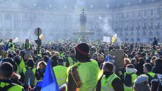 A Bordeaux, grosse mobilisation des « gilets jaunes » et premiers heurts pour l’acte VIII