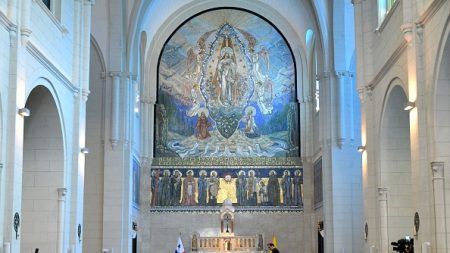 Le pape reconnaît que l’Eglise, « blessée par son péché », n’a pas su « écouter »