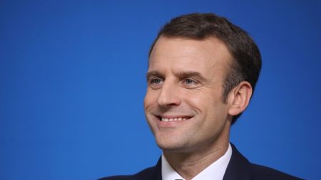 Grand débat national : « La seule lettre de M. Macron qui intéresserait les Français, c’est sa lettre de démission »