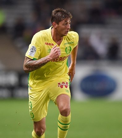 -Revoir Emiliano Sala en action une dernière fois puis faire le deuil, lors du match de football de L1 opposant le FC Nantes et le SC Bastia au Stade Beaujoire de Nantes, le 1er octobre 2016. Photo : JEAN -SEBASTIEN EVRARD / AFP / Getty Images.