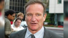 La biographie de Robin Williams révèle son combat contre une maladie rare, transmettant ainsi un message fort