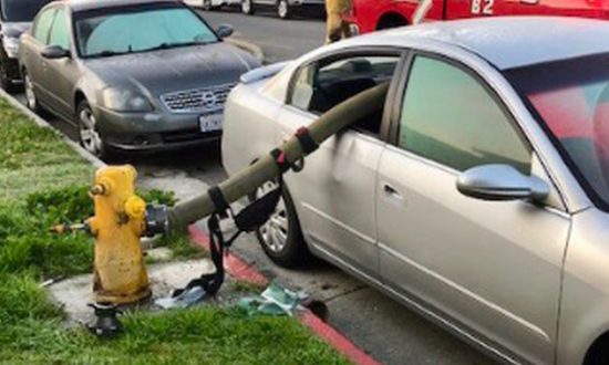 La police d'Anaheim et les pompiers ont donné un avertissement aux conducteurs cette semaine. (Incendie et sauvetage d'Anaheim)