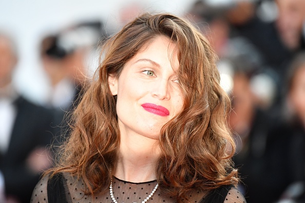 Laetitia Casta photographiée pendant la 70e cérémonie du Festival de Cannes le 23 mai 2017. Crédit : ALBERTO PIZZOLI/AFP/Getty Images.