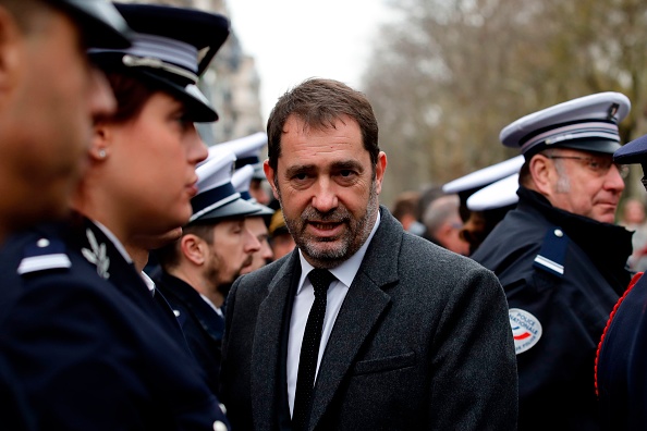 Christophe Castaner photographié pendant une cérémonie organisée à Paris le 7 janvier 2019 pour commémorer la mort d’Ahmed Merabet, policier tué par les frères Kouachi pendant l’attaque du journal Charlie Hebdo le 7 janvier 2015. Crédit : GONZALO FUENTES/AFP/Getty Images.
