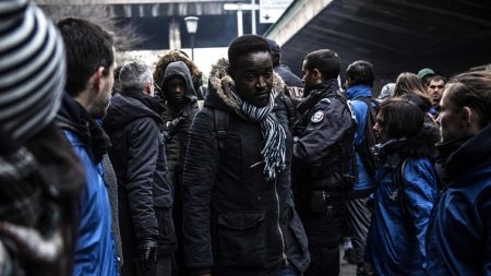 Les tests osseux pour les « jeunes » migrants jugés légaux par le Conseil constitutionnel