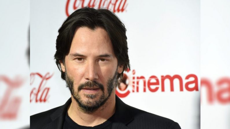 L'acteur Keanu Reeves, récipiendaire du prix Vanguard Award, assiste au CinemaCon Big Screen Achievement Awards remis par la compagnie Coca-Cola à l'Omnia Nightclub du Caesars Palace pendant le CinemaCon, la convention officielle de l'Association national de propriétaires de théâtres, à Las Vegas, au Nevada, le 14 avril 2016. (Ethan Miller/Getty Images)