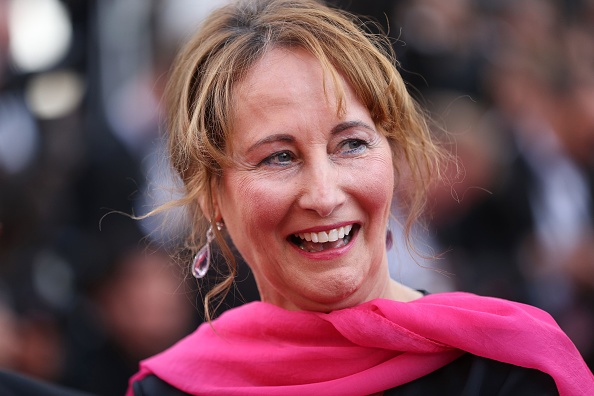 Ségolène Royale prend la pose sur le tapis rouge du Festival de Cannes le 22 mai 2017. Crédit : VALERY HACHE/AFP/Getty Images.