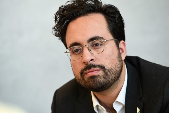 Mounir Mahjoubi photographié pendant une séance de questions-réponses au ministère de l’Économie et des Finances le 21 février 2019 à Paris. Crédit : BERTRAND GUAY/AFP/Getty Images.
