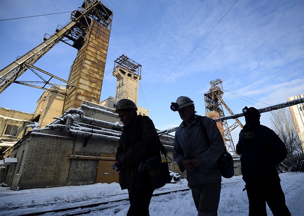 -Selon les premières constatations, l'effondrement de la mine est dû à une explosion de gaz, ont précisé les autorités séparatistes. Photo ERIC FEFERBERG / AFP / Getty Images.