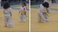 Vidéo : Un adorable premier combat de judo opposant deux fillettes de 3 ans