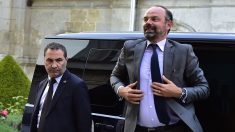 Édouard Philippe conforté par la déroute de LR, un remaniement écarté