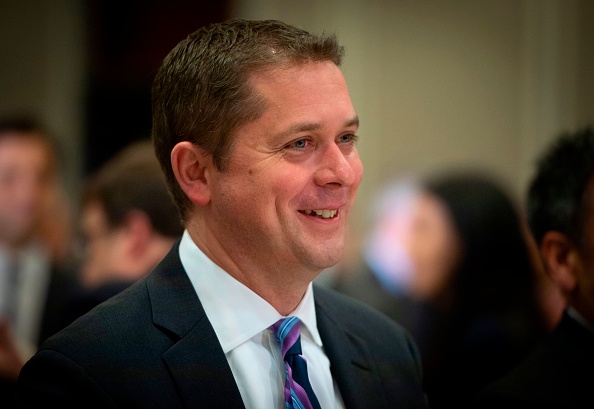 Andrew Scheer, chef du Parti conservateur du Canada. lors d'un événement organisé au Conseil des relations étrangères de Montréal (MCFR)  le 7 mai 2019.  Andrew Scheer a lancé mardi une campagne Justin Trudeau, Premier ministre libéral du Canada, avec un discours de politique étrangère promettant une position plus ferme sur la Chine. (Photo : SEBASTIEN ST-JEAN / AFP / Getty Images)