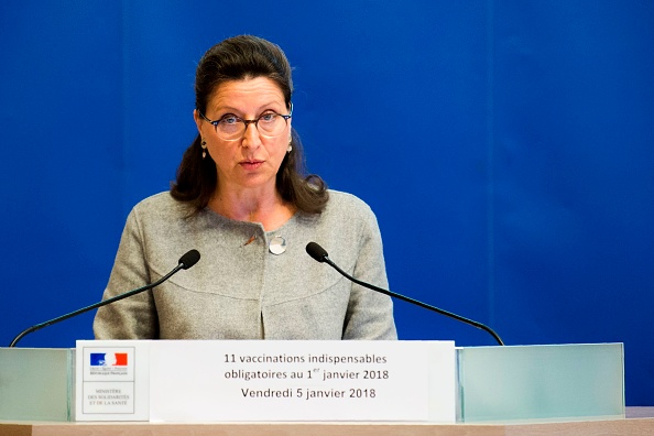 La ministre de la Solidarité et de la Santé, Agnes Buzyn, intervient lors d'une conférence de presse sur l'extension de la vaccination obligatoire des enfants, le 5 janvier 2018 à Paris.   (Photo : ALAIN JOCARD/AFP/Getty Images)