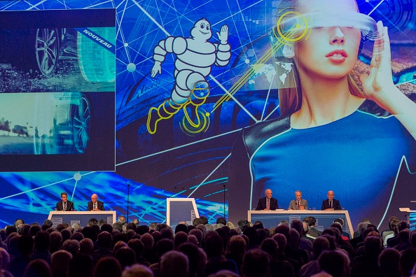 -Cette photo prise le 17 mai 2019 montre une vue générale de l'assemblée générale du fabricant de pneus français Michelin à Clermont-Ferrand, dans le centre de la France. Photo de Thierry Zoccolan / AFP / Getty Images.