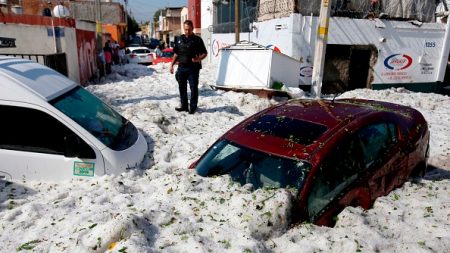 Mexique : la ville de Guadalajara se retrouve sous la glace