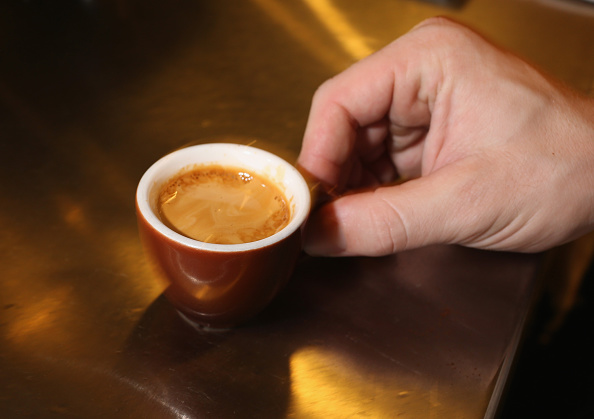 -Un café expresso est vu lors de la journée nationale du café le 29 septembre 2014 à Miami, en Floride. Photo par Joe Raedle / Getty Images.