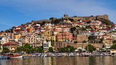 Kavala, juste en face de l’île de Thassos