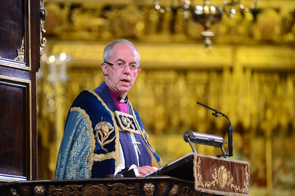 -Justin Welby, l'archevêque de Canterbury représentant l’église d’Angleterre demande pour la première fois de pratiquer des codes de bonne conduite sur les réseaux sociaux à l’image de Jésus : vérité, gentillesse, accueil, inspiration et fraternité. Photo par Paul Grover - Pool WPA / Getty Images.