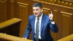 Ukraine: le parti de Zelensky lance une formation pour ses députés novices