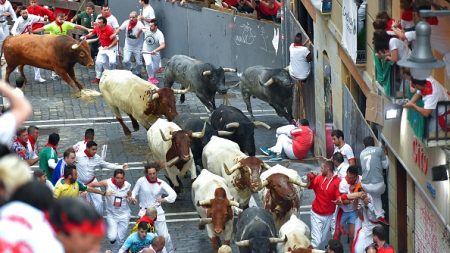 Trente-cinq blessés et huit personnes encornées lors des fêtes de Pampelune