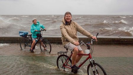 La tempête Barry traverse la Louisiane, La Nouvelle-Orléans respire