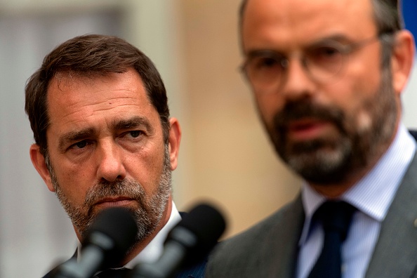 Le ministre de l'Intérieur Christophe Castaner et le Premier ministre Édouard Philippe à Matignon.   (Photo : LIONEL BONAVENTURE/AFP/Getty Images)