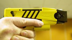 Une policière vise un collègue avec son taser, provoquant un accident à Tourcoing