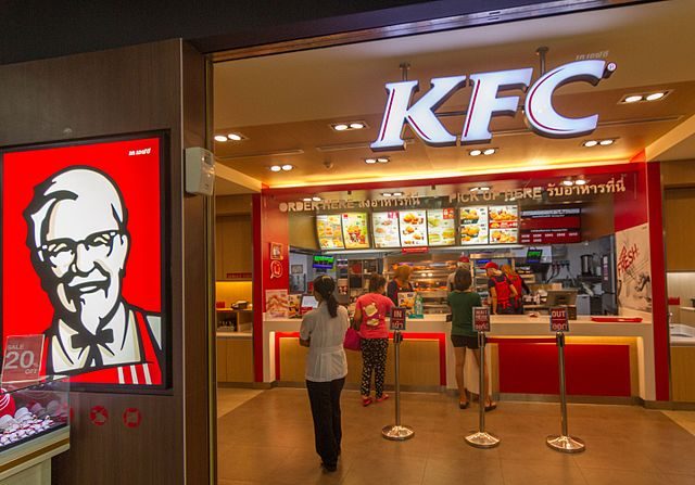 Une devanture d'un restaurant KFC. (Wikimedia Commons)